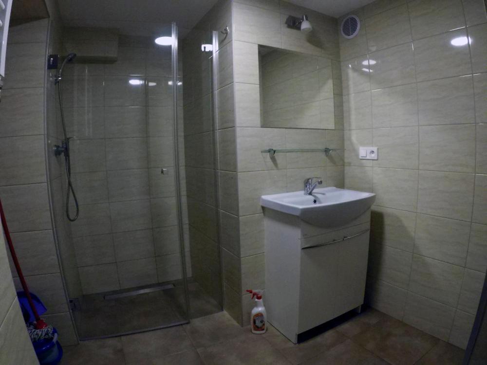 U Grazyny Hotel โควอบเซก ภายนอก รูปภาพ