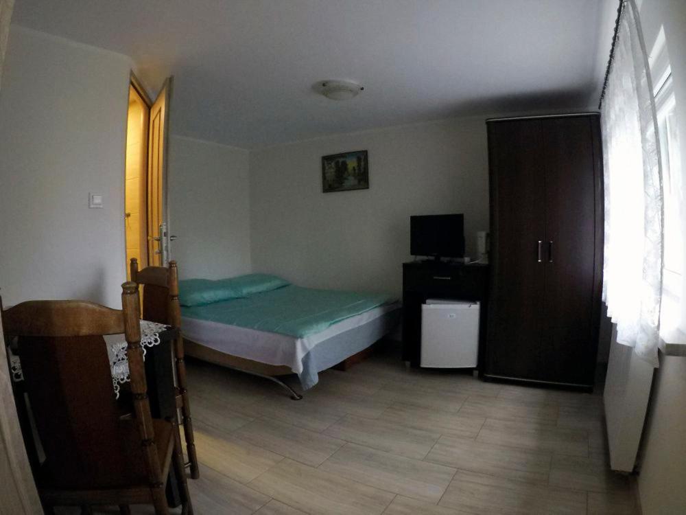 U Grazyny Hotel โควอบเซก ภายนอก รูปภาพ